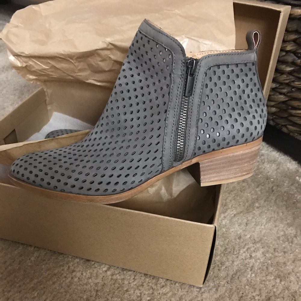 SOLD- NWT Lucky 🍀 bootie